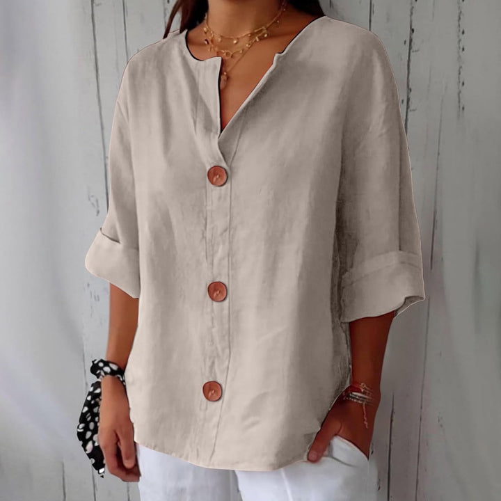 Natasha | Relaxed Blouse for Timeless Elegance